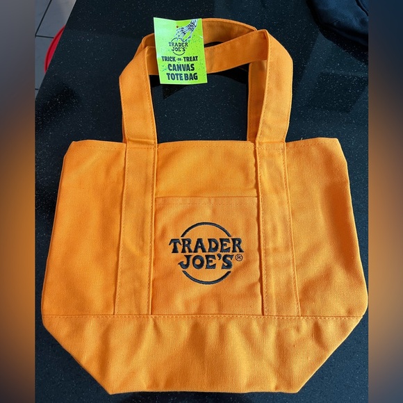 Trader Joe's HALLOWEEN CANVAS Bags Set🎃🎃🎃🎃 - Picture 3 of 6